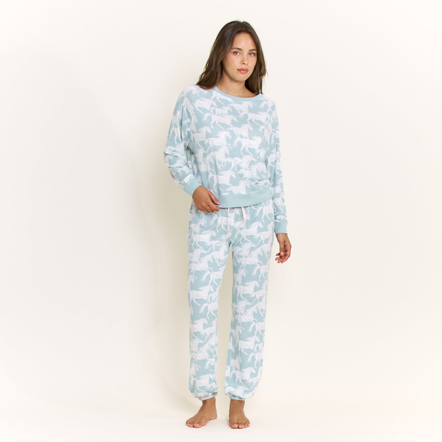Honeydew Star Seeker Long Set in Whisper Mint Horses