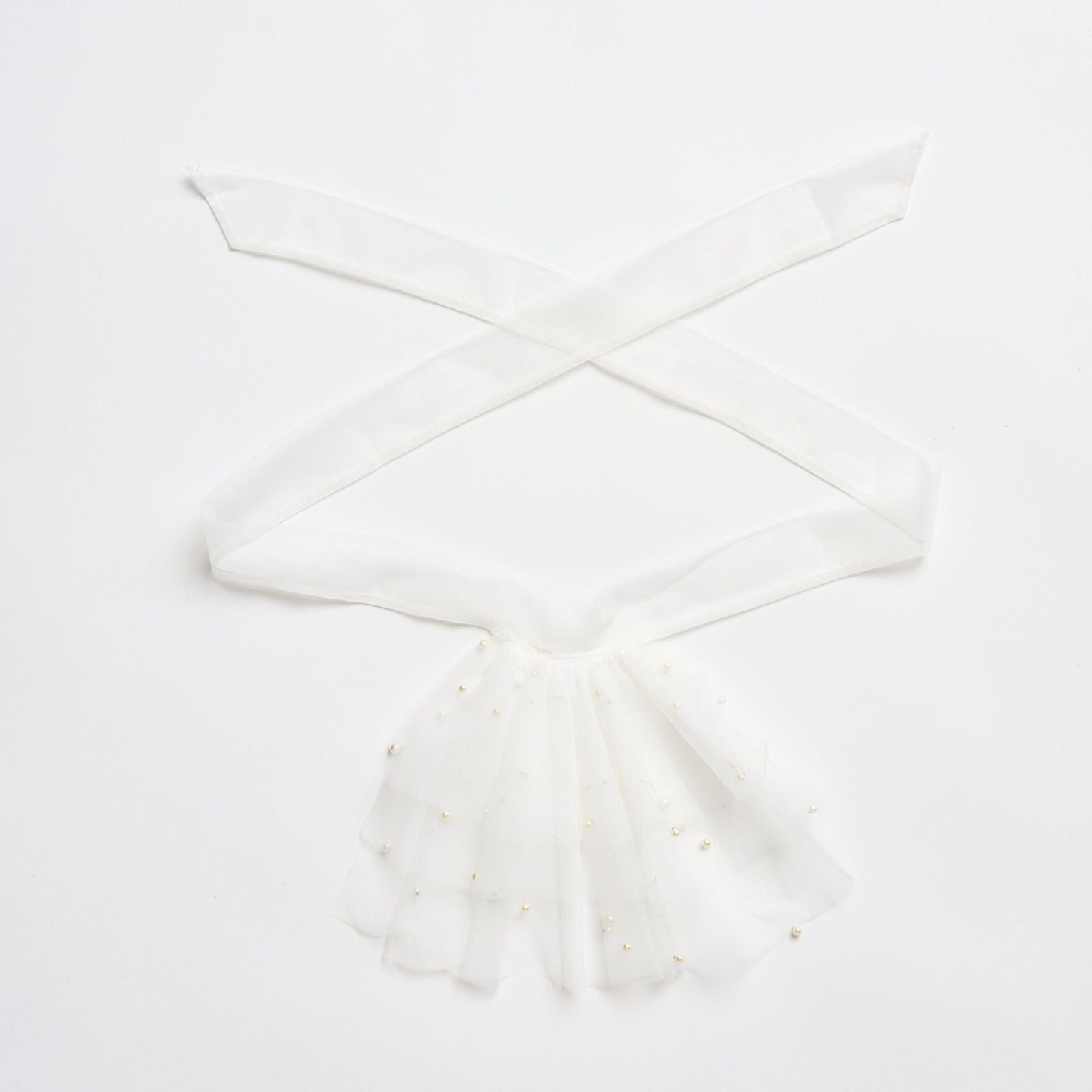 Honeydew Pretty in Pearls Tie Booty Veil in White