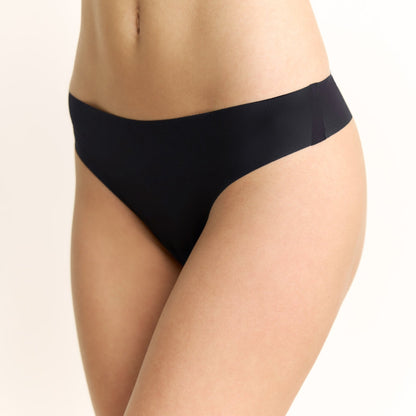Honeydew Like Nothing Thong in Black