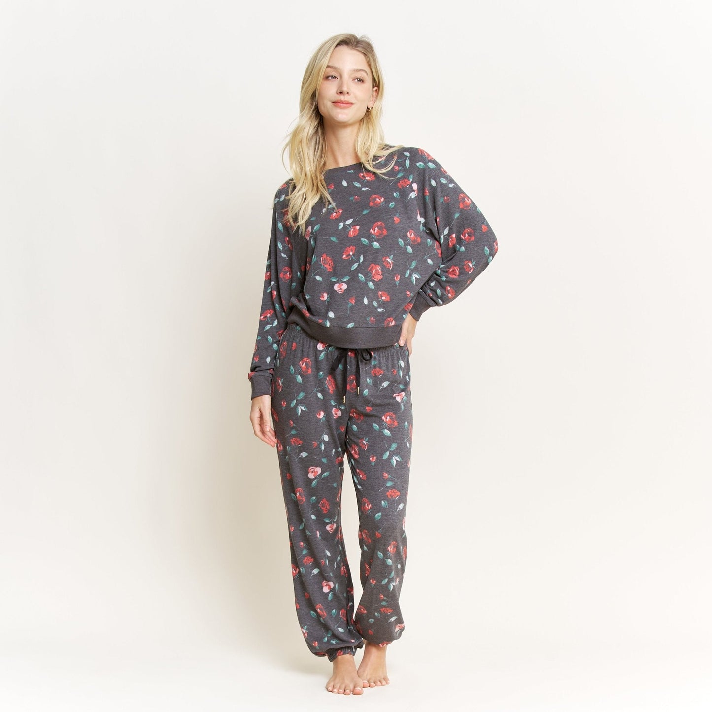 Honeydew Star Seeker Long Set in Dark Roses
