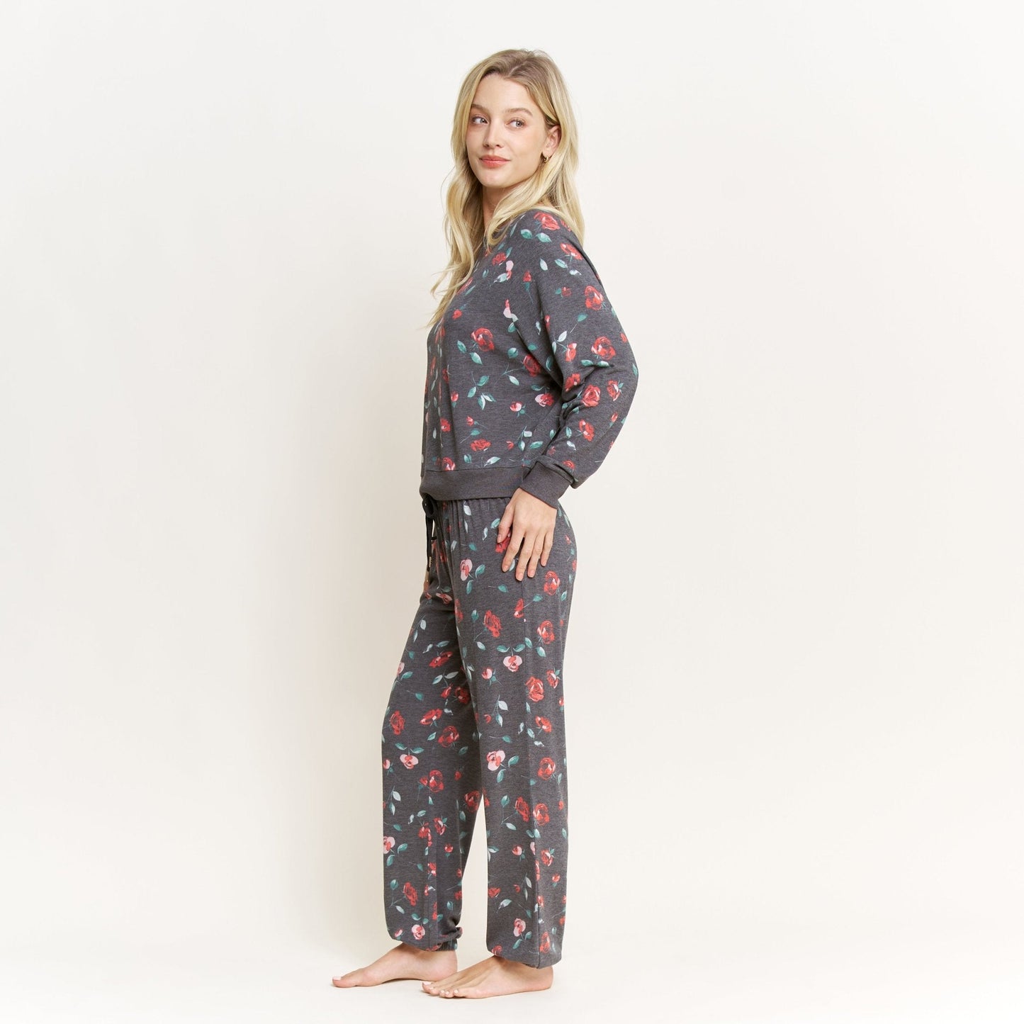 Honeydew Star Seeker Long Set in Dark Roses