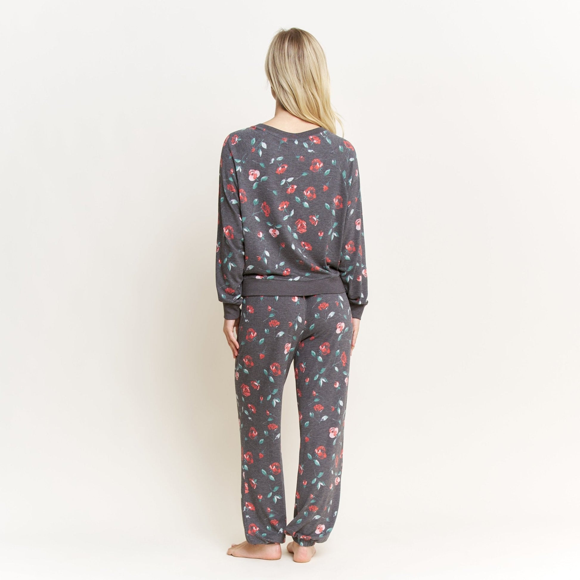 Honeydew Star Seeker Long Set in Dark Roses