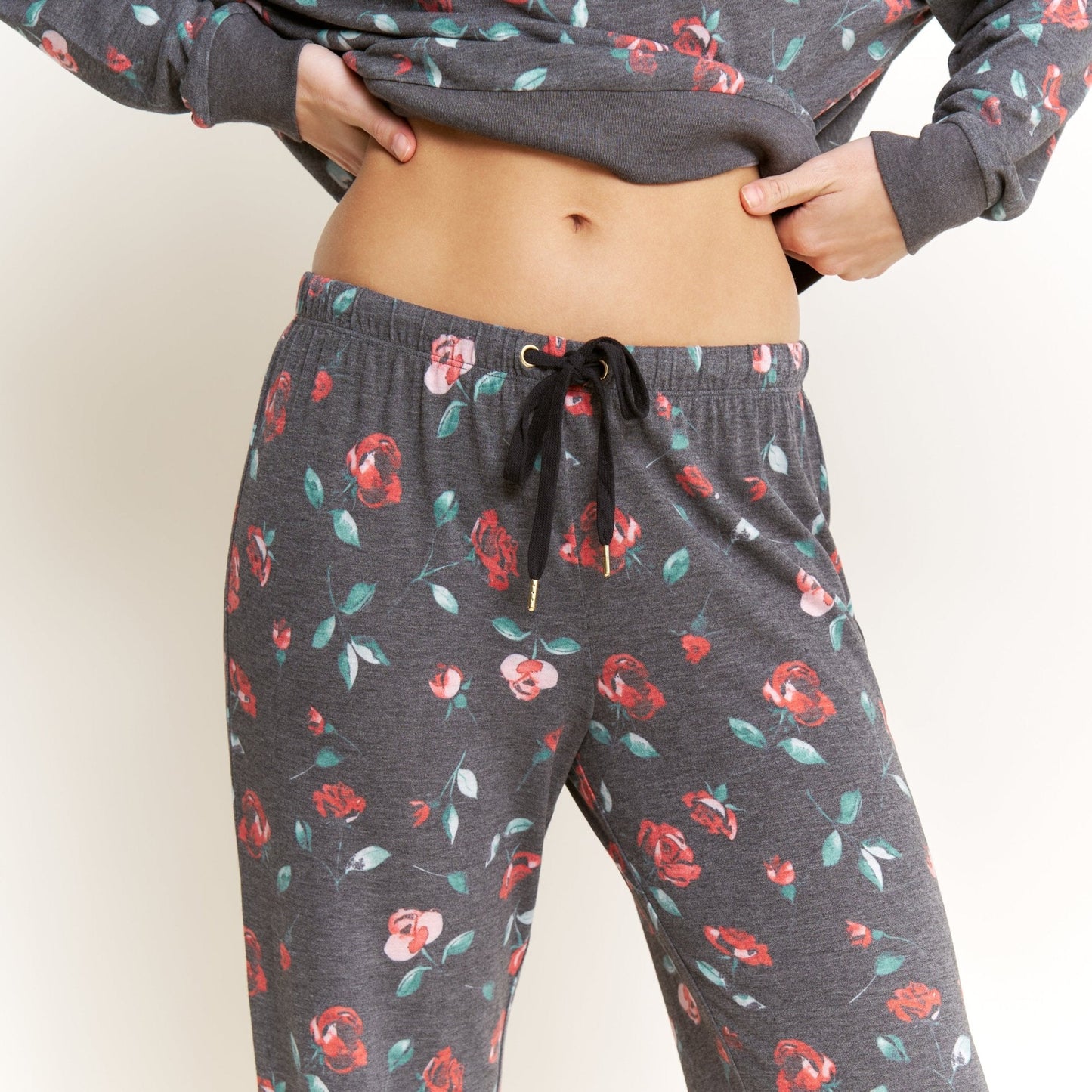 Honeydew Star Seeker Long Set in Dark Roses
