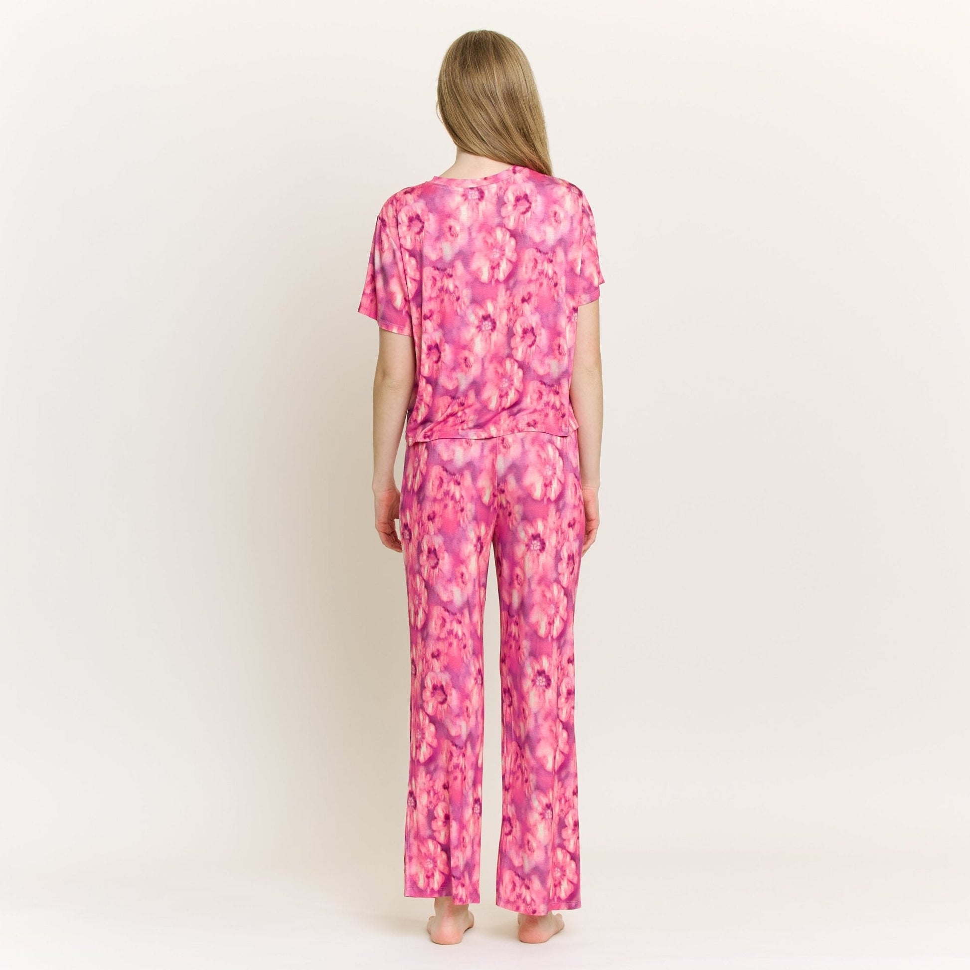 Honeydew All American Tee Pant Set in Magenta Floral